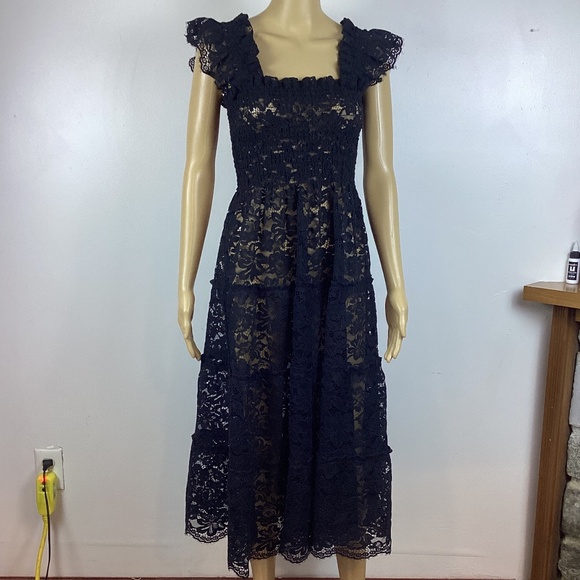 Hill House Dresses & Skirts - HILL HOUSE THE COLLECTOR’S EDITION ELLIE NAP DRESS in BLACK Lace